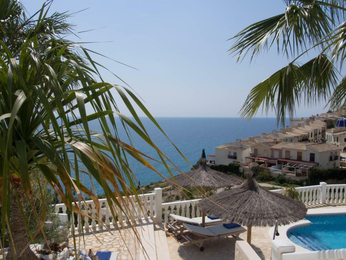 Frontline Villa, Five Star Deluxe El Campello Exterior photo